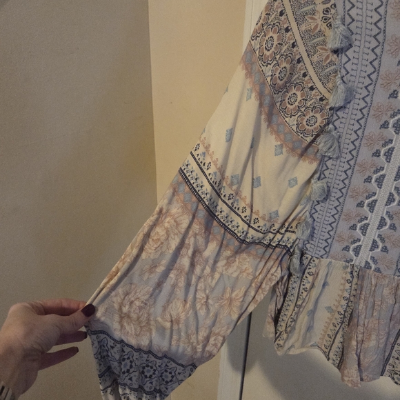 American Eagle Bohemian Patterned Long Sleeve Top - Picture 3 of 6
